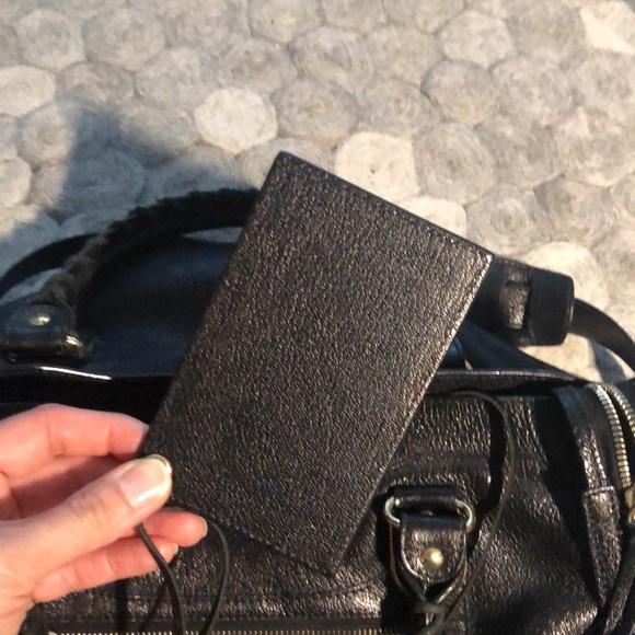 Balenciaga City Bag black and gold. - Picture 16 of 16